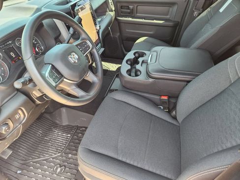 New 2026 RAM 2500 Tradesman AWD/4WD image 9