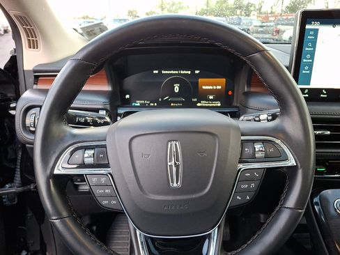 Certified 2023 Lincoln Nautilus Reserve AWD/4WD image 23