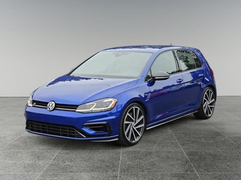 Used 2018 Volkswagen Golf R DCS and Navigation 7A image 3