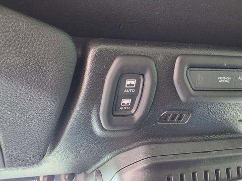 Used 2021 Jeep Wrangler Unlimited Rubicon 4xe w/ Steel Bumper Group image 23