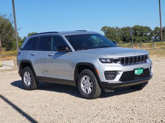 New 2025 Jeep Grand Cherokee Laredo video 2