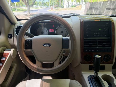 Used 2006 Ford Explorer Eddie Bauer RWD image 10
