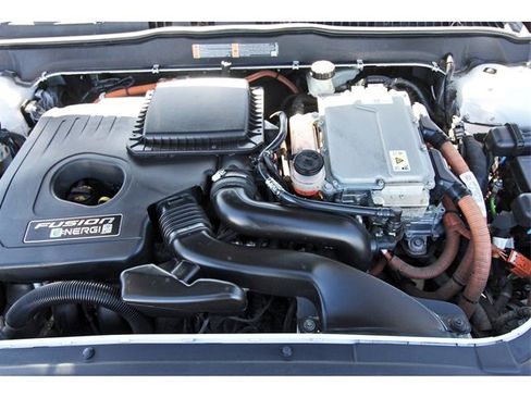 Used 2017 Ford Fusion Energi Titanium image 29