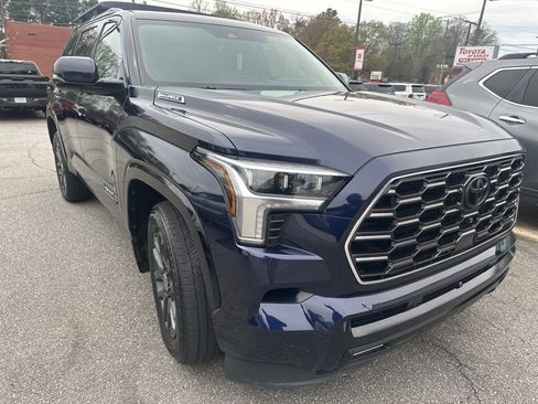 Certified 2024 Toyota Sequoia Platinum image 2