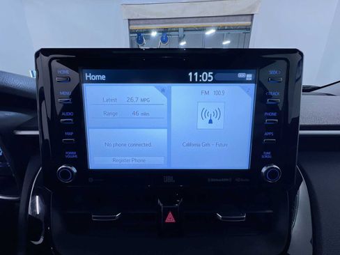 Used 2022 Toyota Corolla Cross XLE w/ Convenience Package AWD/4WD image 24