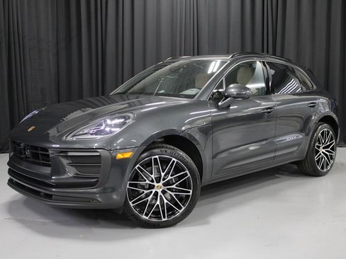 New 2026 Porsche Macan image 1