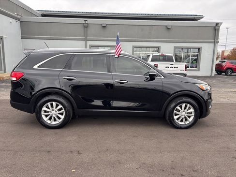 Used 2016 Kia Sorento LX image 50