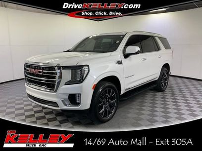 Used 2024 GMC Yukon SLT w/ SLT Luxury Package