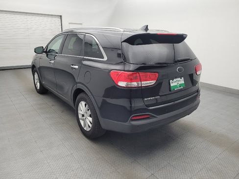 Used 2018 Kia Sorento AWD image 5