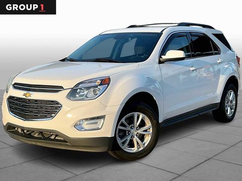 Used 2017 Chevrolet Equinox LT w/ Convenience Package image 1