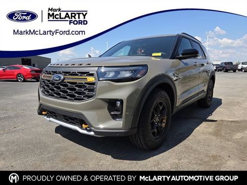 Used 2026 Ford Explorer Tremor w/ Tremor Convenience Package AWD/4WD image 1