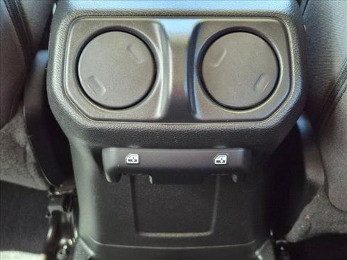 Used 2023 Jeep Wrangler Unlimited w/ Cold Weather Group AWD/4WD image 18