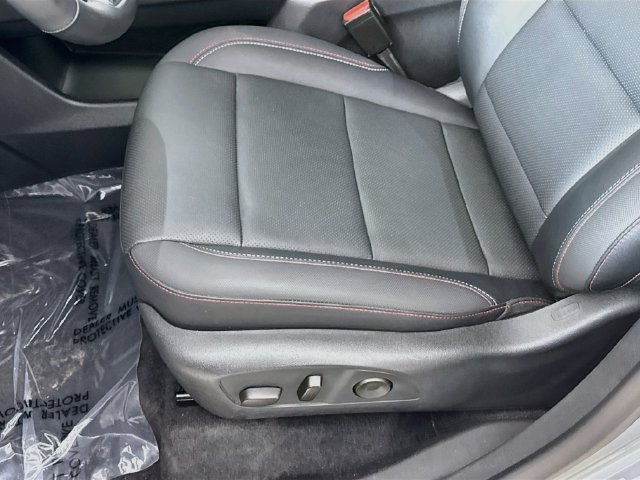 Used 2025 Chevrolet Traverse Z71 AWD/4WD image 19
