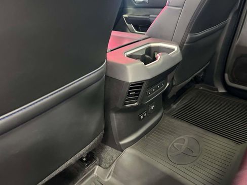 Used 2024 Toyota Tundra Platinum AWD/4WD image 19