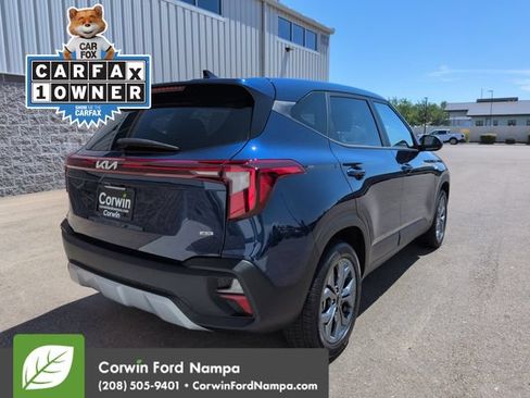 Used 2026 Kia Seltos LX AWD/4WD image 3