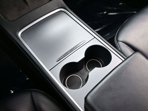 Used 2022 Tesla Model 3 Long Range image 17