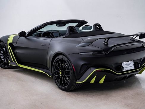 Used 2023 Aston Martin V12 Vantage V12 image 13