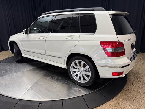 Used 2010 Mercedes-Benz GLK 350 4MATIC image 6