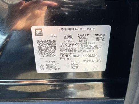 Used 2023 Chevrolet Traverse LT image 32