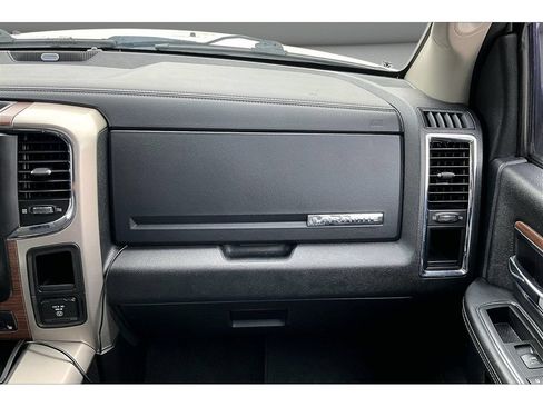 Used 2015 RAM 3500 Laramie AWD/4WD image 45
