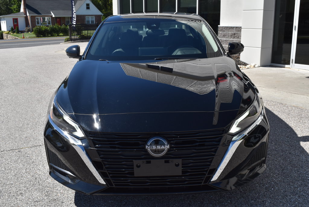 Used 2023 Nissan Altima 2.5 SL AWD/4WD image 3
