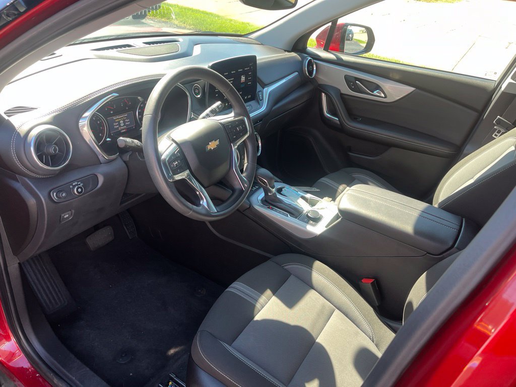Used 2024 Chevrolet Blazer LT w/ Convenience Package FWD image 24