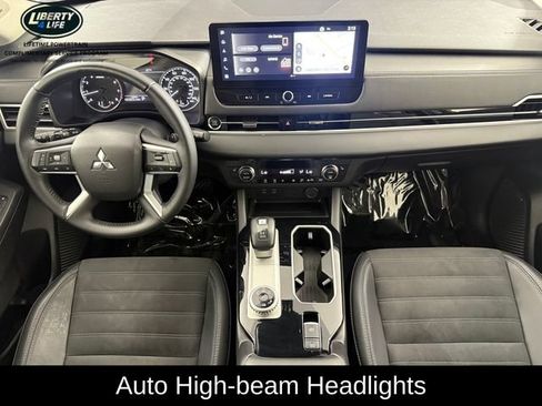 Used 2025 Mitsubishi Outlander SE AWD/4WD image 22