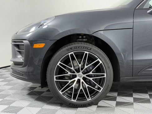 Certified 2026 Porsche Macan AWD/4WD image 13
