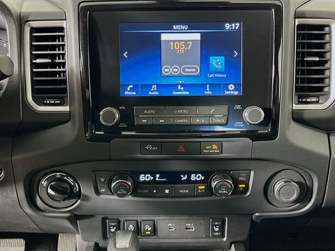 Used 2024 Nissan Frontier SV w/ SV Convenience Package AWD/4WD image 23