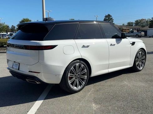 Used 2025 Land Rover Range Rover Sport Dynamic SE image 8