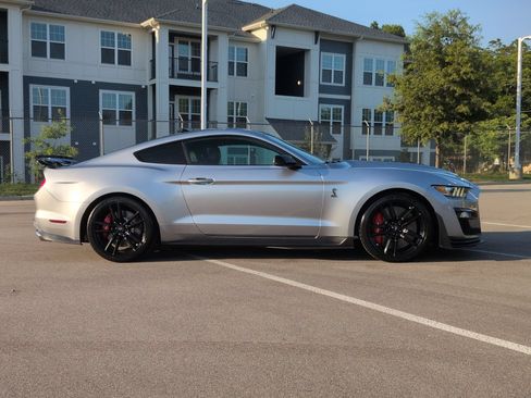 Certified 2020 Ford Mustang Shelby GT500 w/ Technology Package RWD image 3