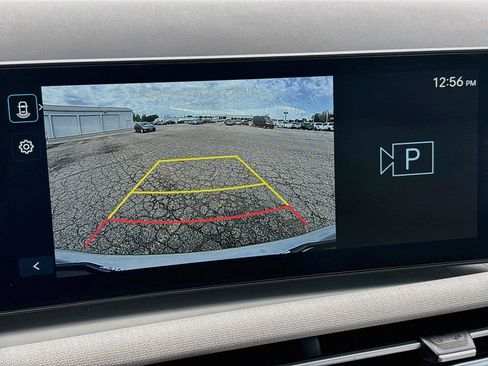 Certified 2025 Hyundai Tucson SEL AWD/4WD image 6