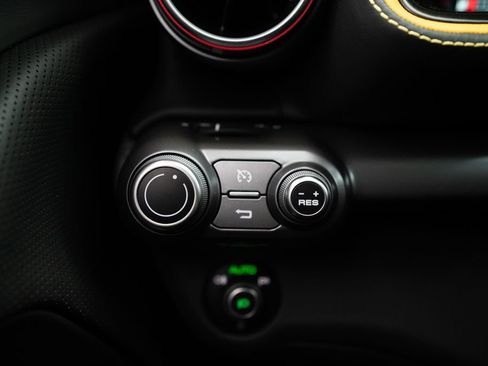 Used 2020 Ferrari 812 Superfast image 28