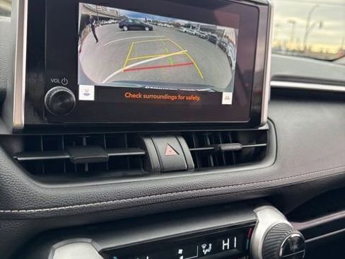 Used 2024 Toyota RAV4 XLE image 23