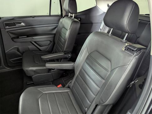 Used 2019 Volkswagen Atlas SEL Premium image 17