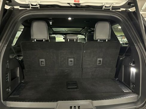 Used 2023 Ford Expedition Platinum AWD/4WD image 27