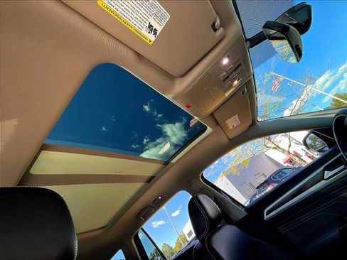 Used 2022 Volkswagen Atlas SE image 23