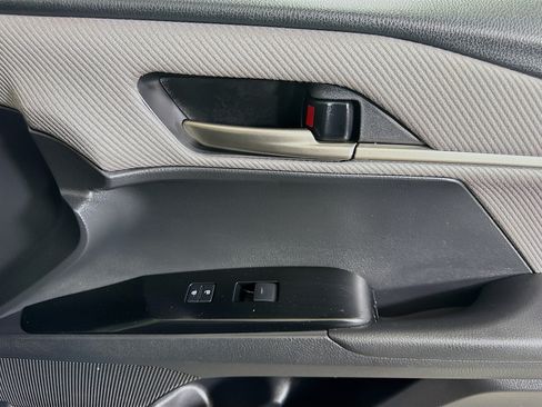 Used 2025 Toyota Camry SE w/ Multimedia Upgrade Package FWD image 31
