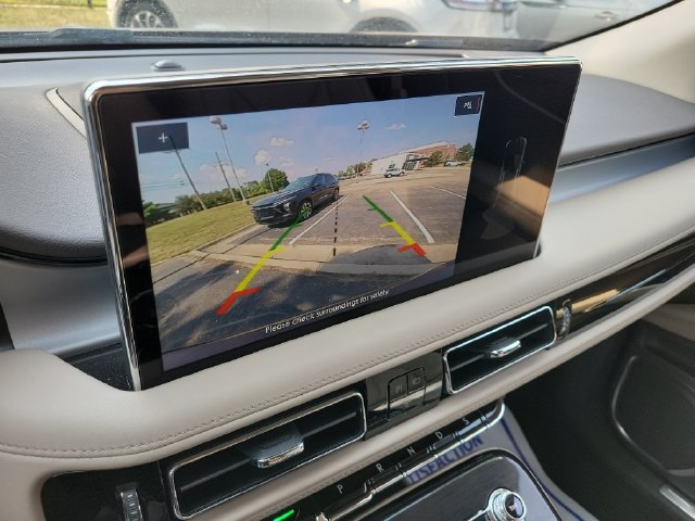 Certified 2023 Lincoln Nautilus AWD w/ Premium Package image 19