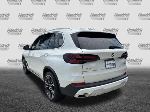 Used 2024 BMW X5 xDrive40i w/ Premium Package AWD/4WD image 8