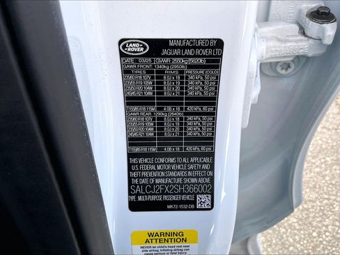 Certified 2025 Land Rover Discovery Sport S AWD/4WD image 32