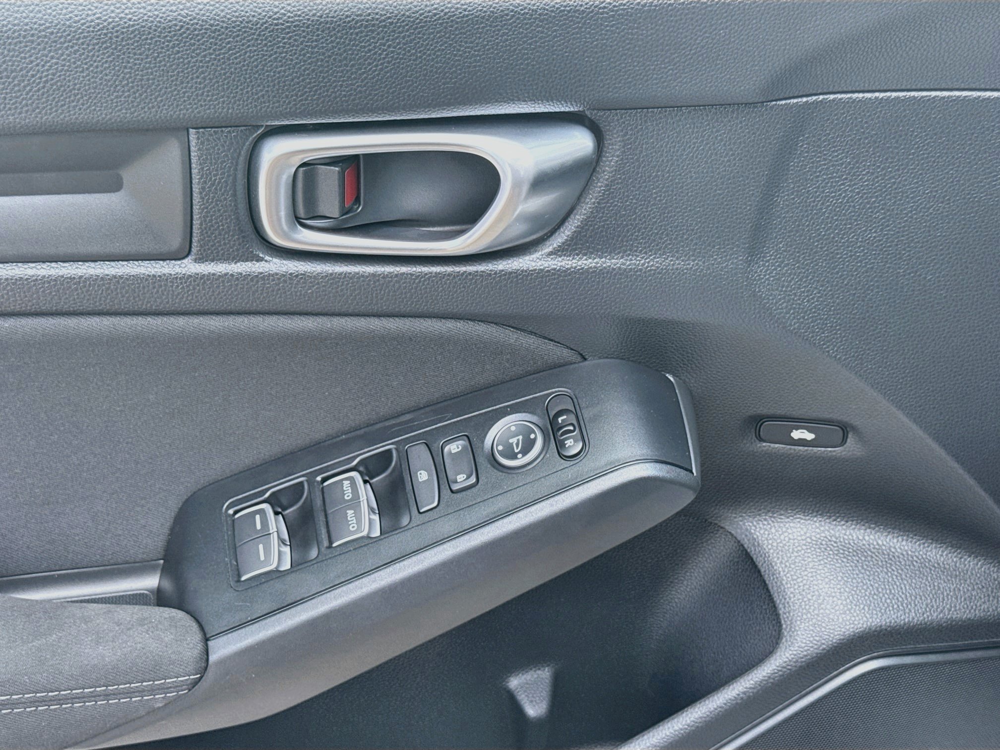 Certified 2024 Honda Civic Sport image 16