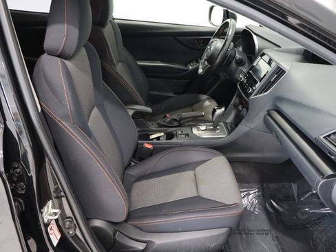 Used 2019 Subaru Crosstrek 2.0i Premium AWD/4WD image 11