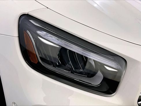 New 2026 Mercedes-Benz GLB 250 4MATIC image 16