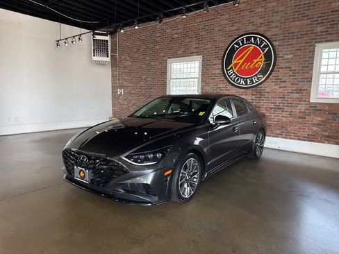 Used 2020 Hyundai Sonata Limited image 13