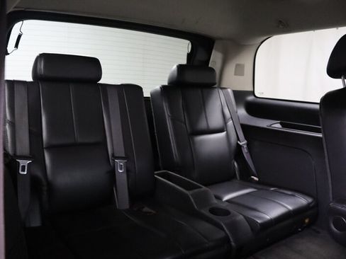 Used 2007 GMC Yukon SLT w/ SLT Preferred Equipment Group AWD/4WD image 31
