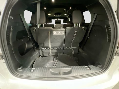 Used 2020 Chrysler Pacifica Touring w/ S Appearance Package image 20