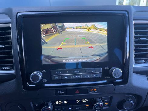 Certified 2024 Nissan Frontier SV w/ SV Convenience Package RWD image 23