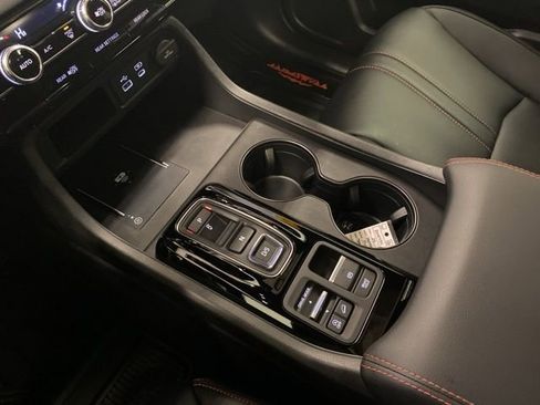 Certified 2025 Honda Pilot TrailSport image 13