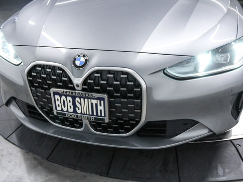 Used 2025 BMW 430i Coupe w/ Convenience Package image 11